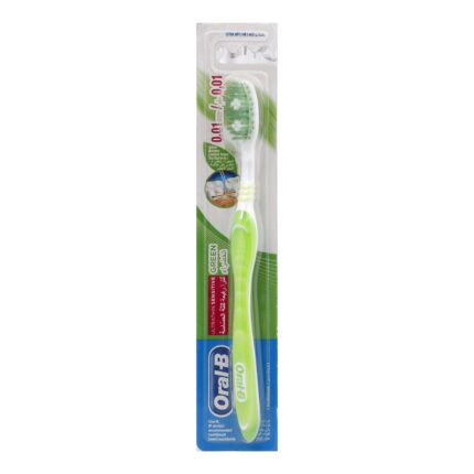 Oral B - Tooth Brush
